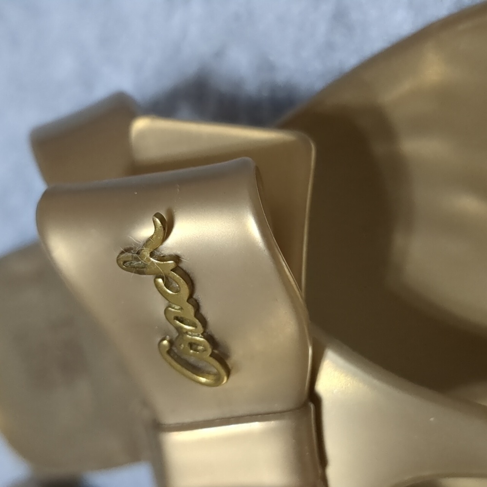 Coach Pretty Gold Jelly Bow Flip Flops Size 9 - Picture 7 of 8